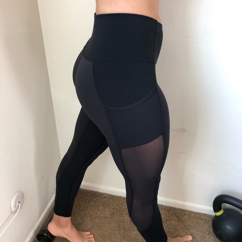 Lululemon High Times pans Luxtreme Mesh